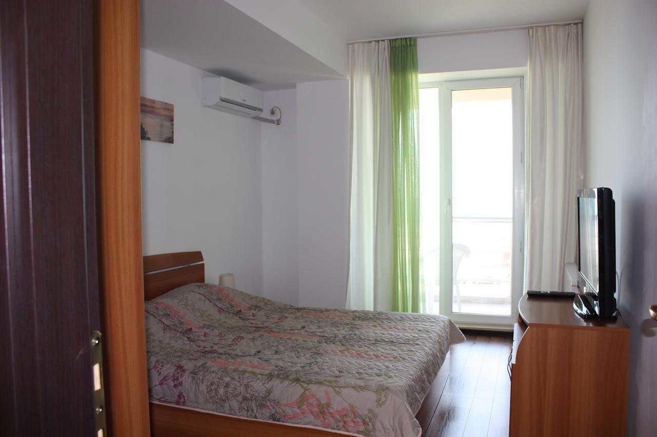 Apartament Summerland Mamaia Ngoại thất bức ảnh